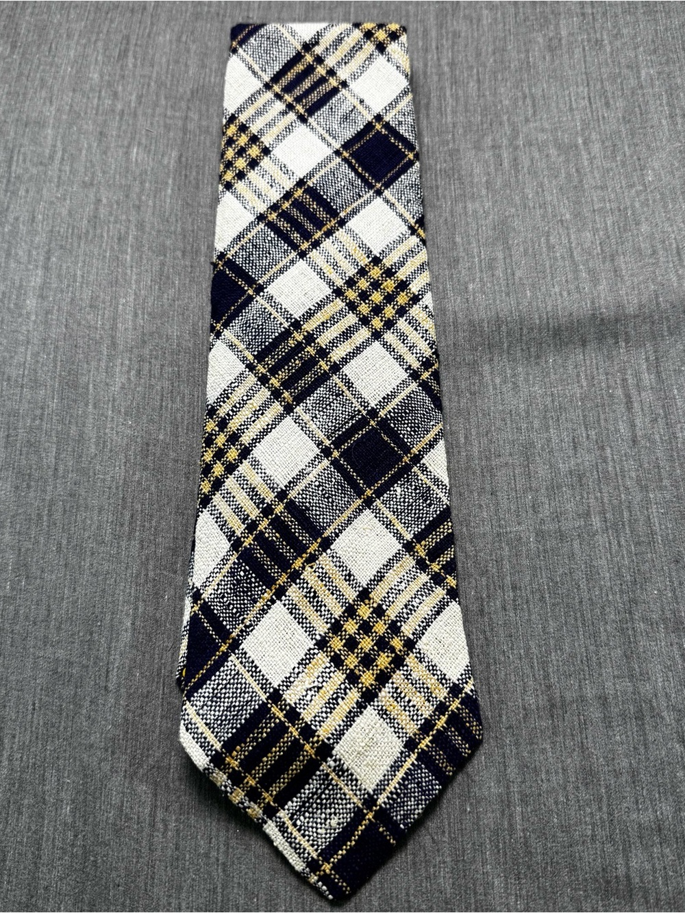 Vintage 70s John Frederics Plaid Necktie Navy Blue Cream Gold Union Made 4.25"